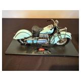 Models Maisto Cadillac Eldorado Biarritz (1959) & Indian Motorcycle & Harley-Davidson FLSTS Springer