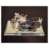 Models Maisto Cadillac Eldorado Biarritz (1959) & Indian Motorcycle & Harley-Davidson FLSTS Springer