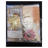 Vinyl Tablecloths Lot: Kemp & Beatley Napa 70in Round; Garden Diary 70in Round; Huntington Star Pattern 60x84in Oblong