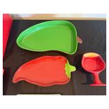 Chip & Dip Set with Leaf-Shaped Plates, Green Platter, Red Leaf Plates, & Tray