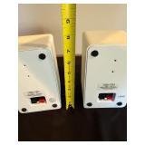 Realistic Minimus-7 White Speakers (Lot of 2)