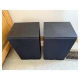 Auvio 40-296 6.5in 2-Way Bookshelf Speakers (Lot of 2)