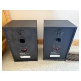 Auvio 40-296 6.5in 2-Way Bookshelf Speakers (Lot of 2)