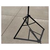 Taotronics TT-HP020 120-Inch 4:3 Portable Projector Screen with Tripod Stand