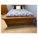 Queen Bed with Simmons Innerspring Mattress - Pine Wood Frame, Blue Floral Quilt