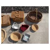 Vintage Wicker Basket Collection - Assorted Sizes & Shapes (Round/Oval/Rectangular)