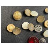 Vintage Button Collection - Floral Brass Buttons, Cameo Cabochons & Pearl Discs