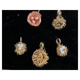 Bird Nests Pendants & Cork Key Chains Jewelry Set - Wire-Wrapped Nest Pendants in Display Case