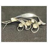 Staret Floral Brooch with Clear Crystals