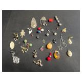 Vintage Costume Jewelry - Assorted Odds & Ends for Jewelry Making - Charms, Pendants & Beads Collection