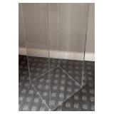 DR - Lucite Pedestal - Clear Acrylic Display Stand