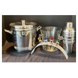 DR - Barware Set including Ice Buckets, Bottle Stoppers and Shaker Tin