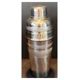 DR - Barware Set including Ice Buckets, Bottle Stoppers and Shaker Tin