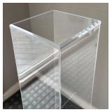 DR - Lucite Pillar Display Stand