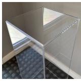 DR - Lucite - Clear Acrylic Pedestal