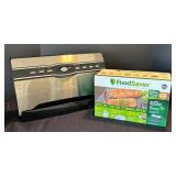 K - FoodSaver Vacuum Sealing System - with Sealing Bags