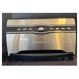 K - FoodSaver Vacuum Sealing System - with Sealing Bags