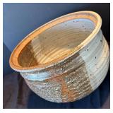 P-Stoneware Soup Tureen with Lid