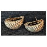 K - Pair of 14K Yellow Gold Clip Hoop Earrings