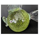 UL - Unsigned Green Glass Fish - Art Glass Sculpture