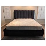 UL - King Size Upholstered Bed Frame with Black Headboard and Linens