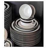 UL - Ralph Lauren Spectator Black Dinnerware Set