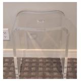 UL - Vintage Lucite Shower Chair - Clear Acrylic