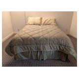 LB - Royal Sateen - Queen Size Reversible Comforter & Linens
