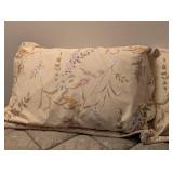 LB - Royal Sateen - Queen Size Reversible Comforter & Linens