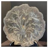 P - Crystal and Clear Glass Serving Platters & Dishes