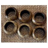 P - Natural Woven Placemats & Napkin Rings Set