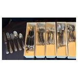 P - Mikasa Swirl Flatware Set - 58-Piece Stainless Steel