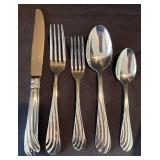 P - Mikasa Swirl Flatware Set - 58-Piece Stainless Steel