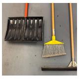 G - Shovels, Rakes, Brooms and More