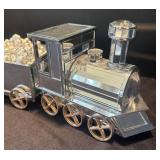 P - Decorative Mirrored Train Engine with 2 Coal Cars