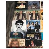 Lot of Vinyl Music Records - Fleetwood Mac - Simon & Garfunkel - Stevie Wonder - Kenny Rogers -,R.E.O Speedwagon  and More