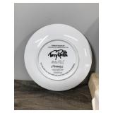 4 - Terry Redlin Collector plates & 1 Minnesota Land of 10,000 Lakes Plate