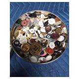 Tin of vintage buttons