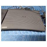 2 blue Ray DVD players )Samsung and LG)