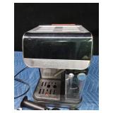 Gourmia automatic expresso maker with all the accessories and manual