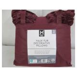 2 Pack of new faux fur decorative p...