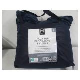 2 Pack of new faux fur decorative p...