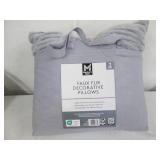 2 Pack of new faux fur decorative p...