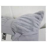 2 Pack of new faux fur decorative p...