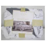 Lenox 3 Piece quilt set...