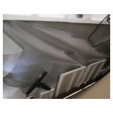 CRACKED Screen Samsung QLED 75" TV...