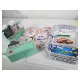 5 2 Packs of foil cake pans, paper ...