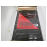 8 19" Adjustable grill grates...