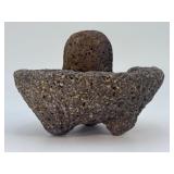 Authentic Hand-Carved Volcanic Stone Molcajete (Mortar & Pestle).   2 lbs 1.1 oz / 940 g.