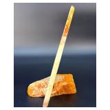 Original Hand-Painted Wolf Wildlife Portrait on Polished Honey Onyx – Signed by "CAMPY".    3 lbs 1 oz / 1 kg 390 g.